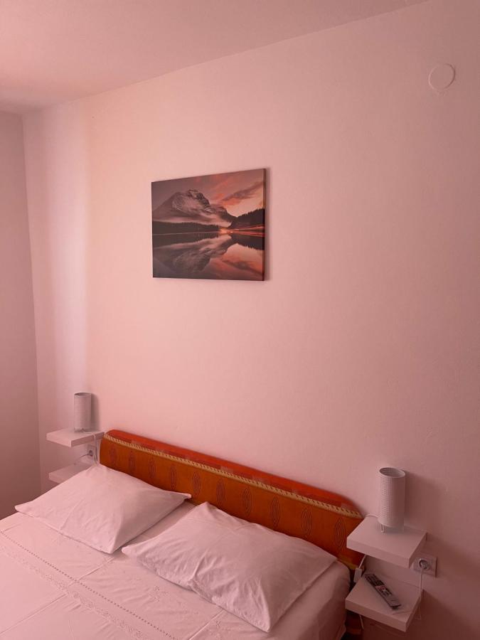 Tribalj Apartmani Frane מראה חיצוני תמונה