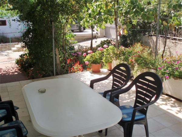 Tribalj Apartmani Frane מראה חיצוני תמונה